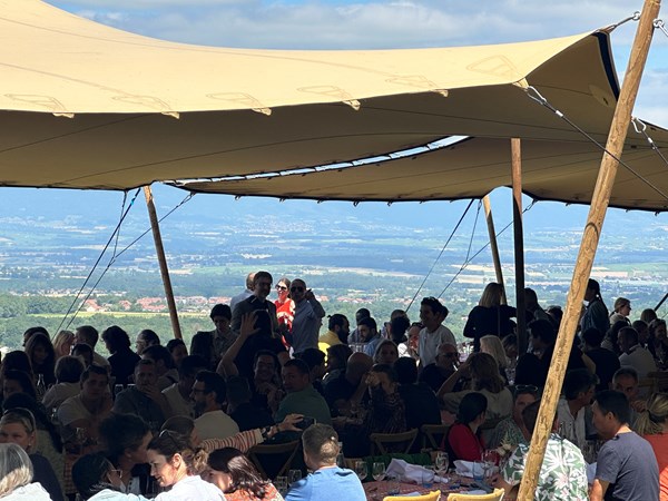 Garden party d’entreprise en Haute-Savoie — Un événement en plein air entre Genève et Annecy